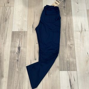 NWT Just Love Navy Blue Cargo Pants, size L.
